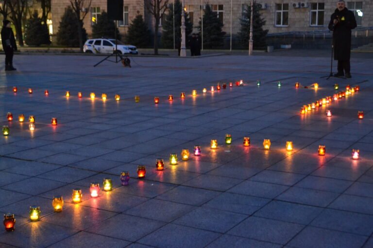 Студенти-медійники відвідали акцію до Дня пам’яті жертв Голодомору