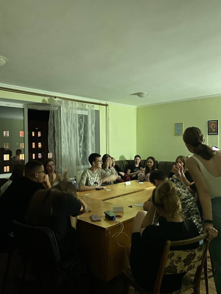 Студрада ініціювала настільну гру в гуртожитку